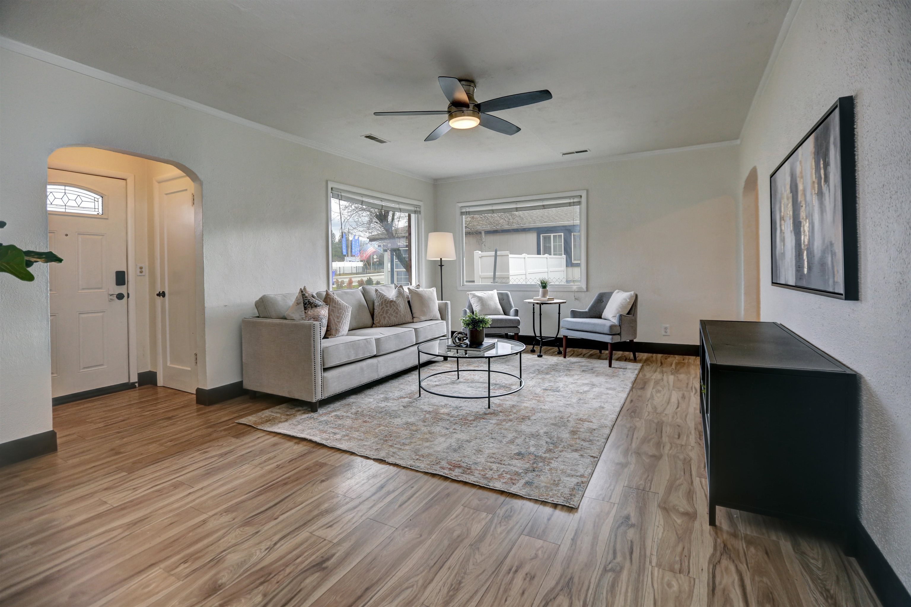 21 North Barker Road Spokane Valley, WA 99016 - Photo 3 of 31 Gallery Image 3