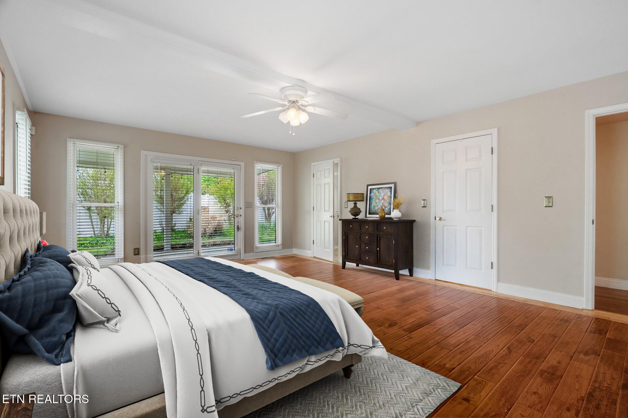 1201 Briar Lea Sevierville, TN 37862 - Photo 17 of 41 Master BR2 (1)