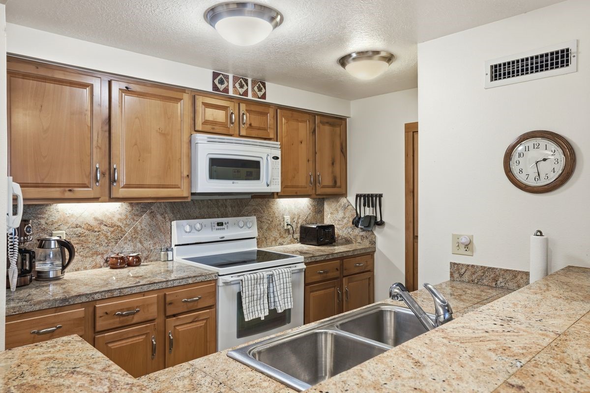21700 Highway 6, Unit 2009 Keystone, CO 80435 - Photo 6 of 39