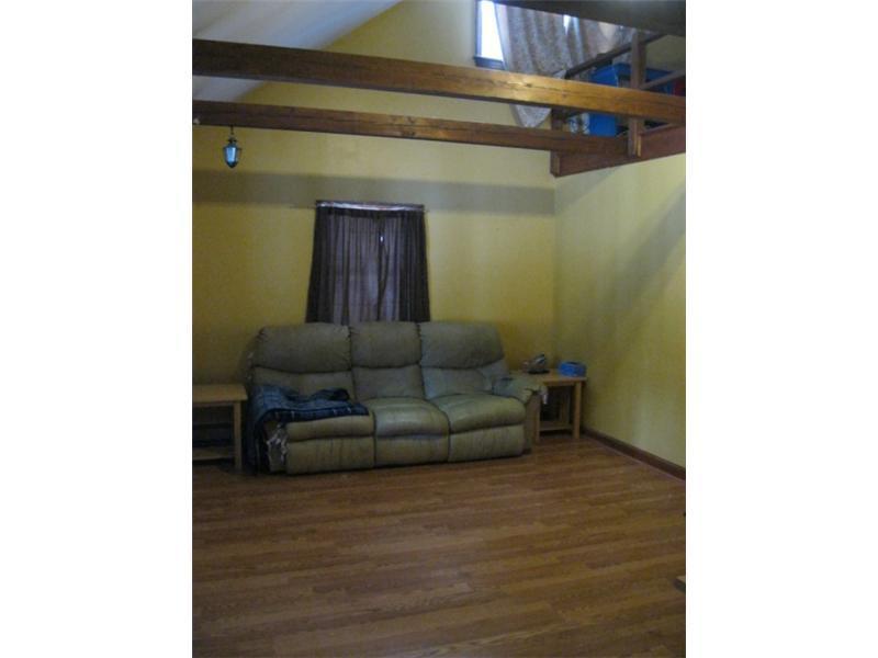 535 Bay Road Bowdoinham, ME 04008 - Photo 4 of 17 Living Room.