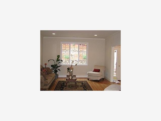 207 Del Monte Road El Granada, CA 94019 - Photo 2 of 8 Gallery Image 2