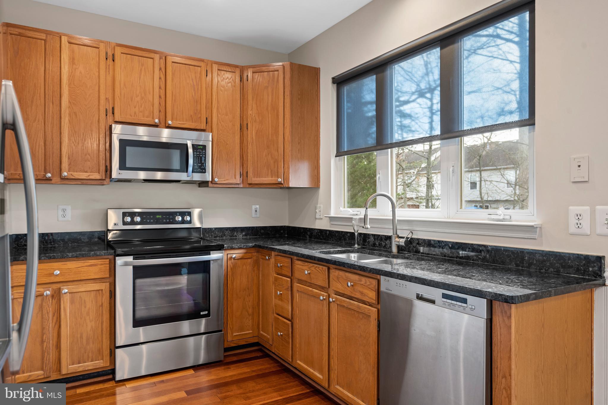 14859 Bolton Road Centreville, VA 20121 - Photo 3 of 21 Gallery Image 3