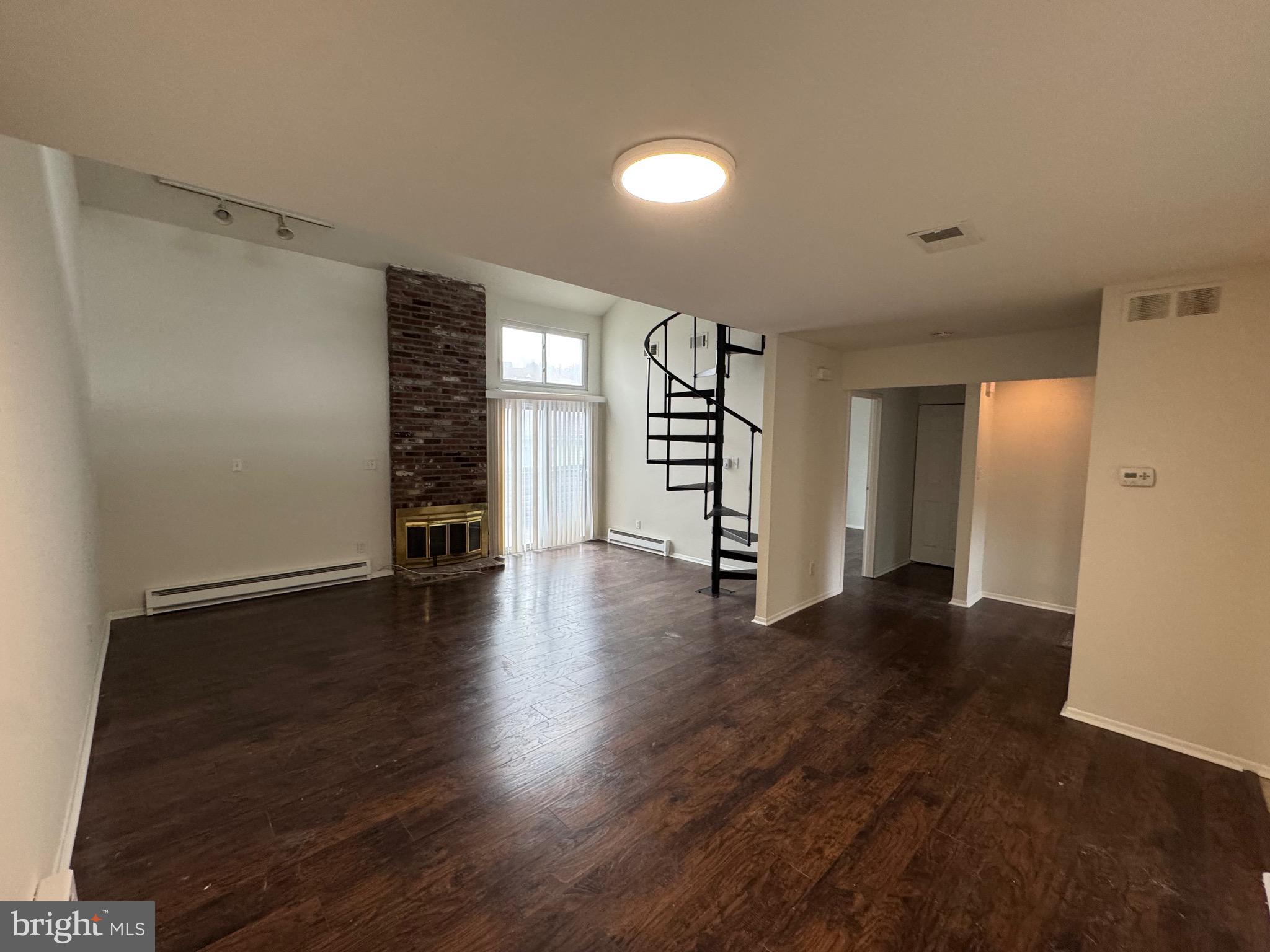 502 Bromley Estate Pine Hill, NJ 08021 - Photo 2 of 10