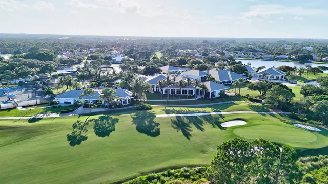 $699,900 | 3435 Southeast Putnam Court, Stuart, FL 34997