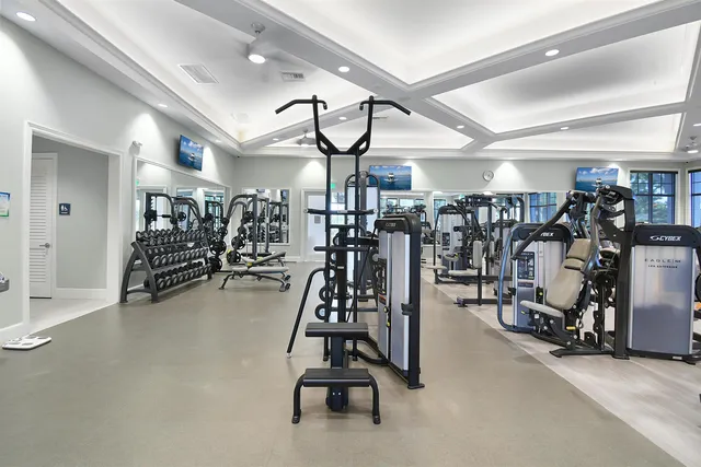 $699,900 | 3435 Southeast Putnam Court, Stuart, FL 34997