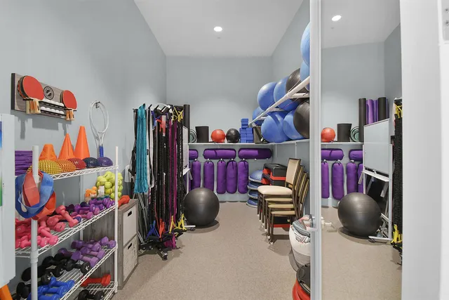 $699,900 | 3435 Southeast Putnam Court, Stuart, FL 34997