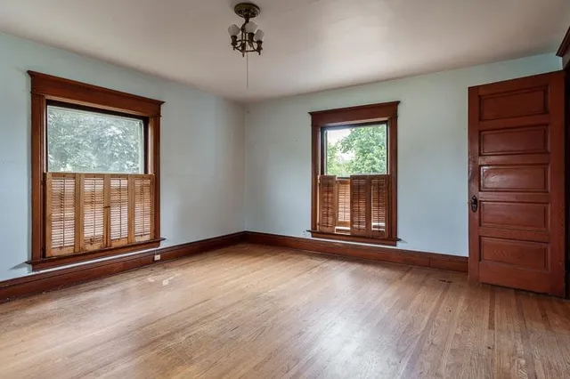 $179,900 | 202 East Chicago Avenue, Davis Junction, IL 61020