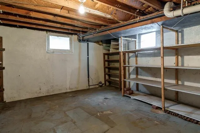 $179,900 | 202 East Chicago Avenue, Davis Junction, IL 61020