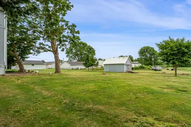 $179,900 | 202 East Chicago Avenue, Davis Junction, IL 61020