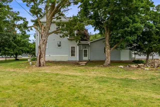 $179,900 | 202 East Chicago Avenue, Davis Junction, IL 61020