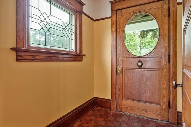 $179,900 | 202 East Chicago Avenue, Davis Junction, IL 61020