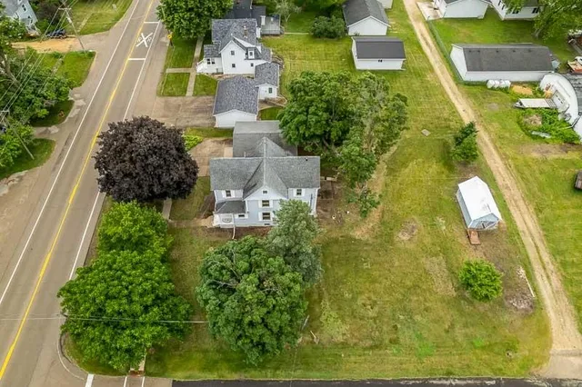 $179,900 | 202 East Chicago Avenue, Davis Junction, IL 61020