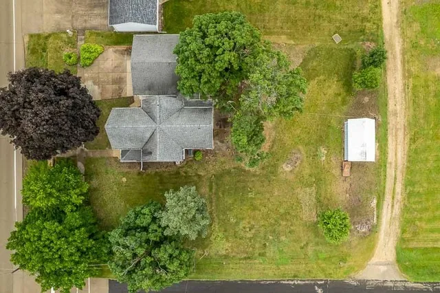 $179,900 | 202 East Chicago Avenue, Davis Junction, IL 61020