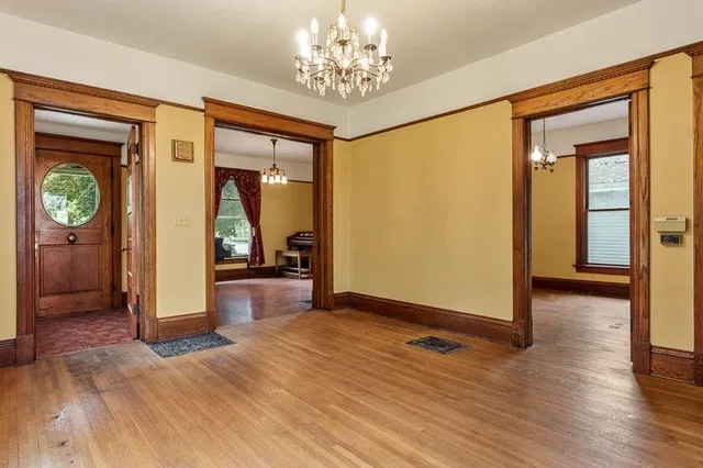 $179,900 | 202 East Chicago Avenue, Davis Junction, IL 61020