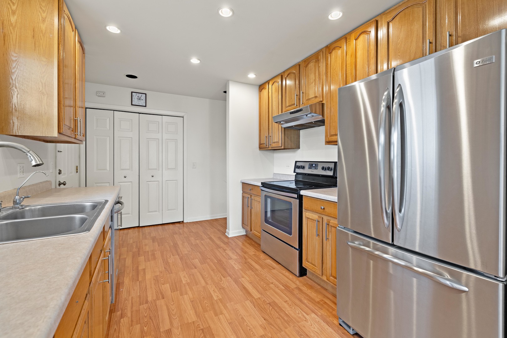 1319 Sage Lane Harvard, IL 60033 - Photo 15 of 28