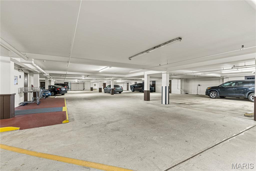 14316 East Conway Meadows Court, Unit 202 Chesterfield, MO 63017 - Photo 30 of 35