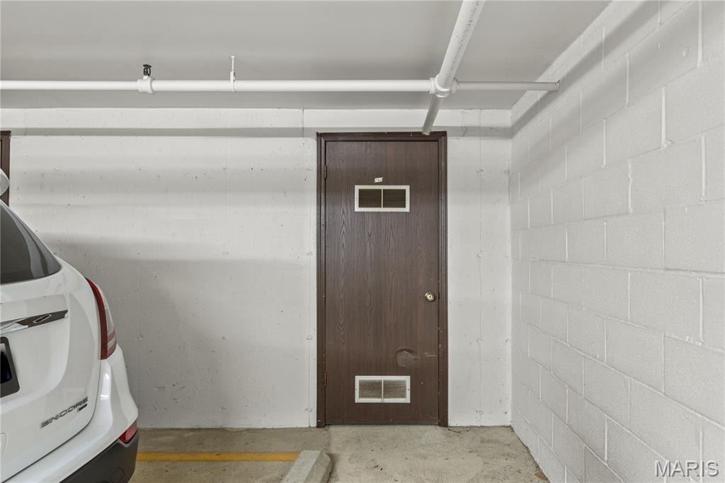 14316 East Conway Meadows Court, Unit 202 Chesterfield, MO 63017 - Photo 31 of 35