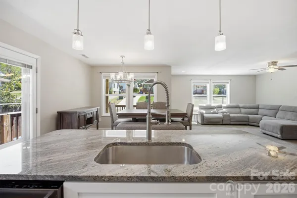 $365,000 | 9 Half Moon Drive, Swannanoa, NC 28778