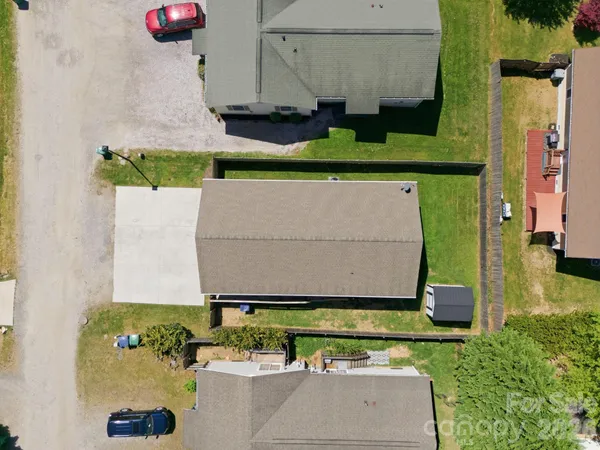 $365,000 | 9 Half Moon Drive, Swannanoa, NC 28778