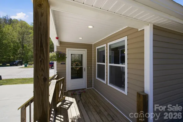 $365,000 | 9 Half Moon Drive, Swannanoa, NC 28778