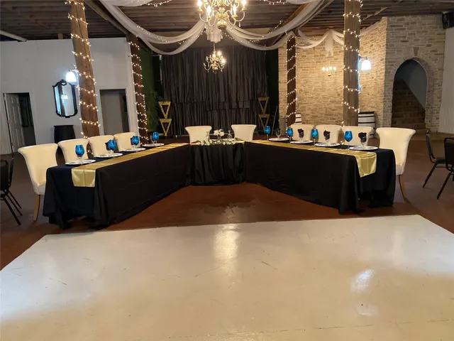 $2,300,000 | 719 Turkey Creek Drive, Livingston, TX 77351