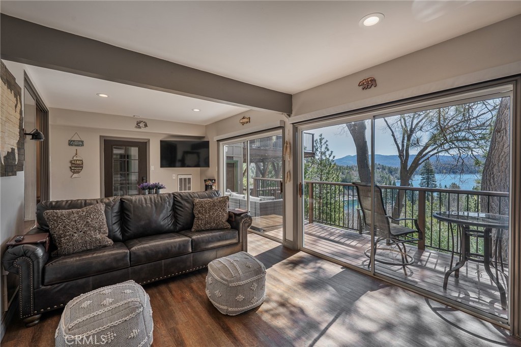 27550 North Bay Road Lake Arrowhead, CA 92352 - Photo 42 of 53