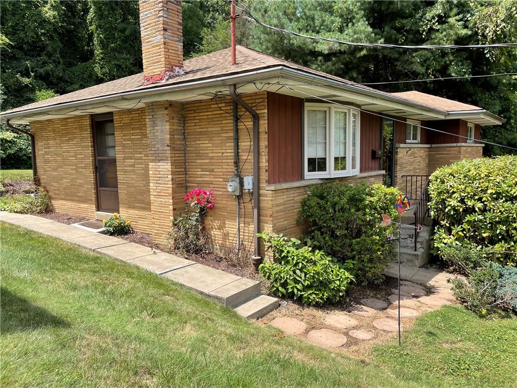 106 Reed Drive Pittsburgh, PA 15205 - Photo 2 of 25 Gallery Image 2