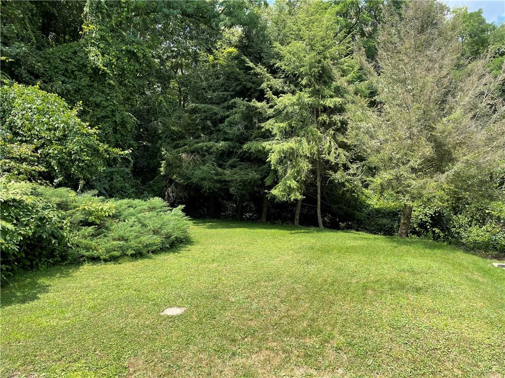 106 Reed Drive Pittsburgh, PA 15205 - Photo 23 of 25 Gallery Image 23