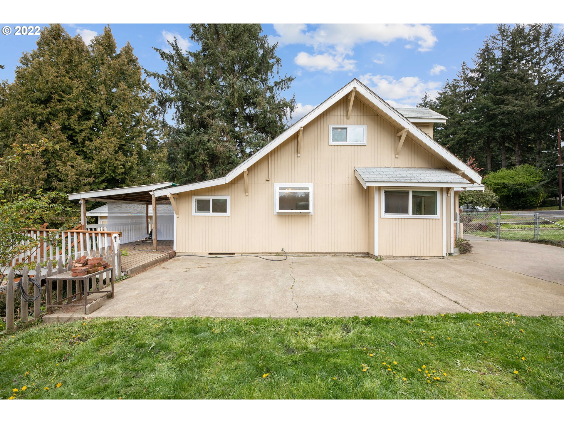 5515 Southeast Jenne Road Portland, OR 97236 - Photo 17 of 18