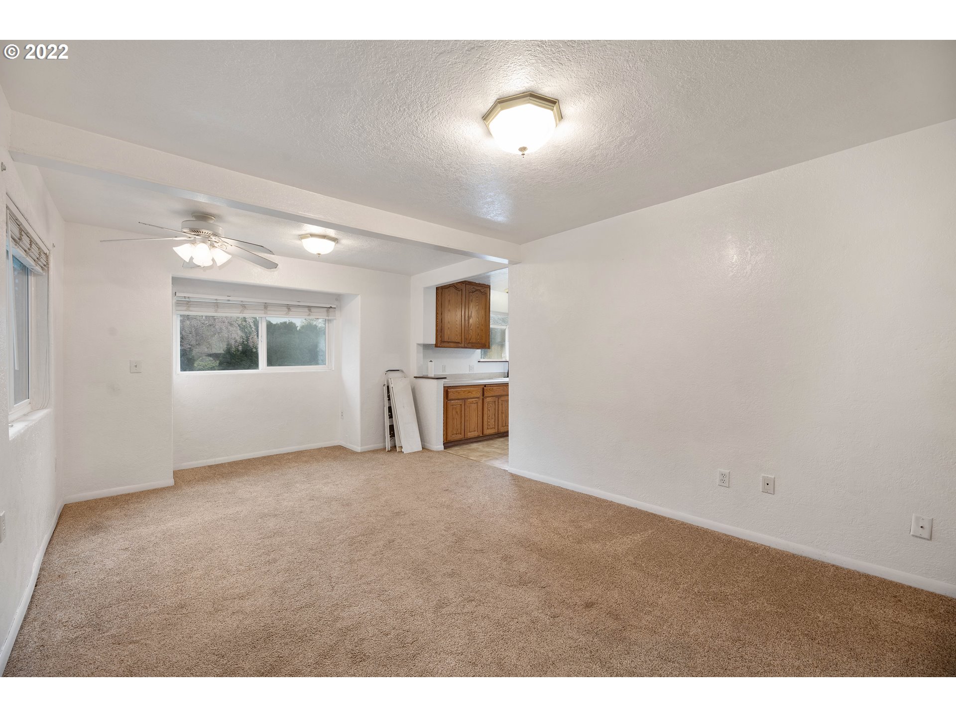 5515 Southeast Jenne Road Portland, OR 97236 - Photo 5 of 18