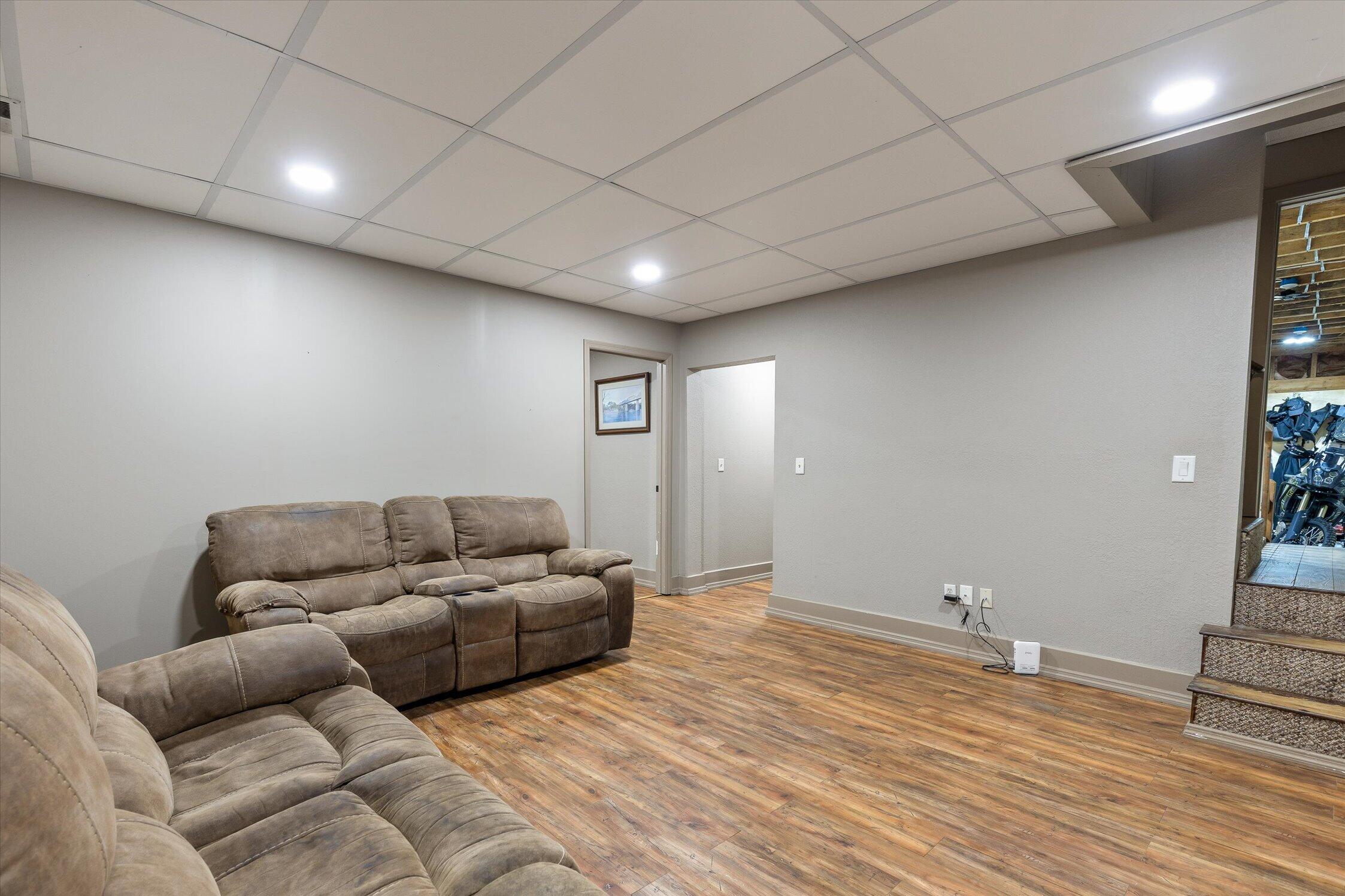 10911 East Brainerd Road Apison, TN 37302 - Photo 29 of 42 15-10911 E Brainerd Rd-40