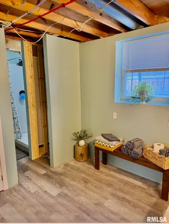 $179,900 | 1014 Pioneer Drive, Jacksonville, IL 62650