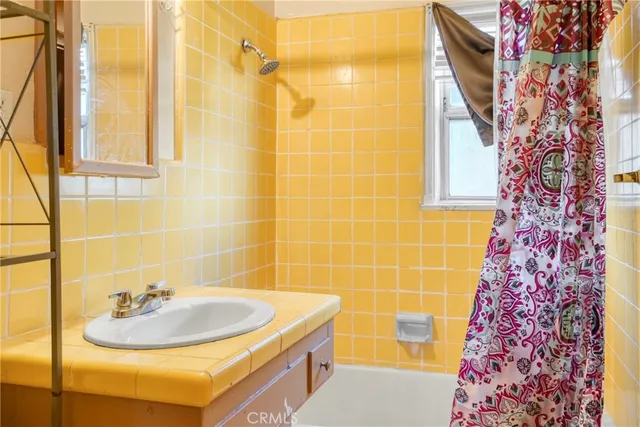 a view of an entryway