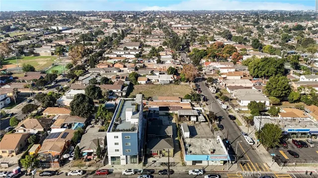 $750,000 | 10807 Compton Avenue, Los Angeles, CA 90059