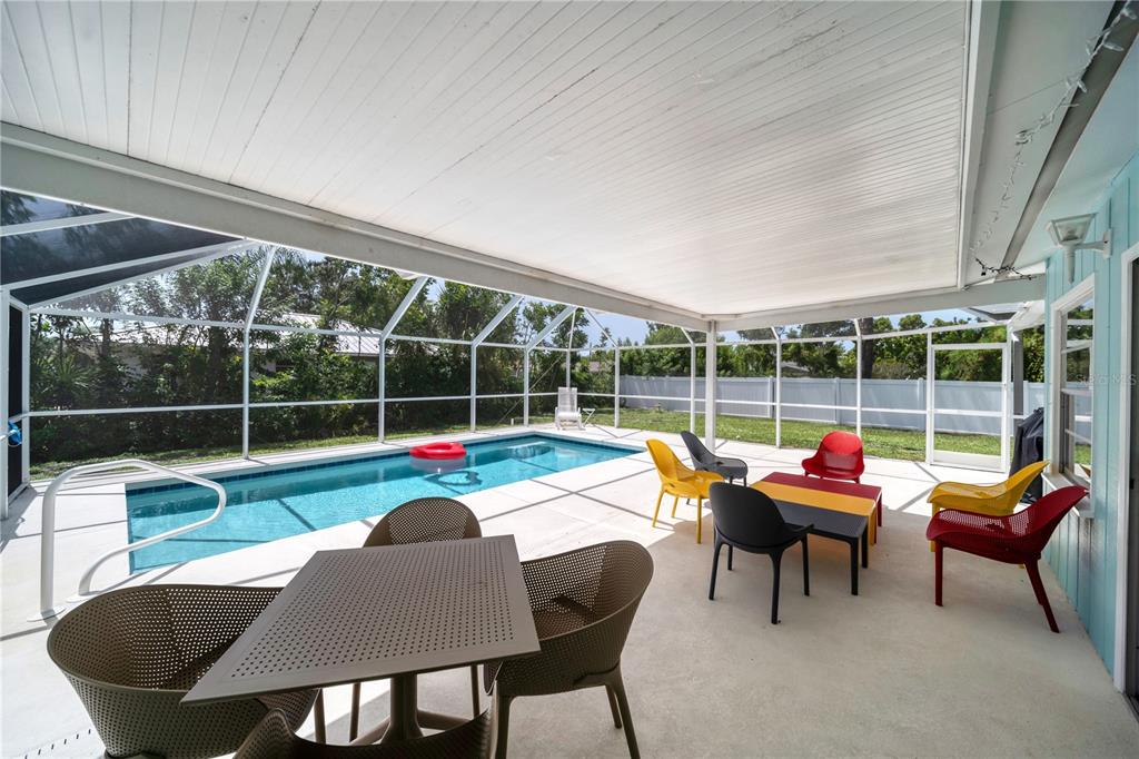 881 Polaris Road Venice, FL 34293 - Photo 16 of 18