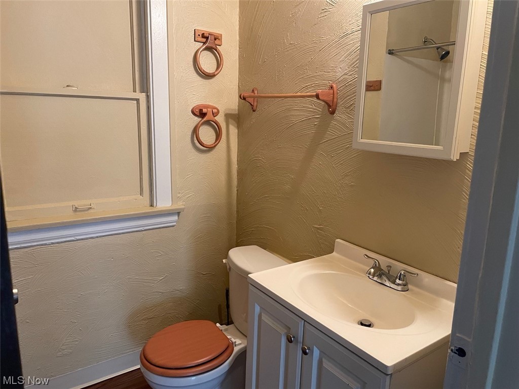 1829 Colonnade Road Cleveland, OH 44112 - Photo 10 of 25