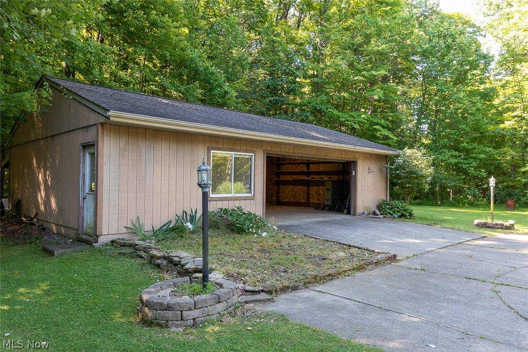 7227 Callow Road Painesville, OH 44077 - Photo 26 of 32