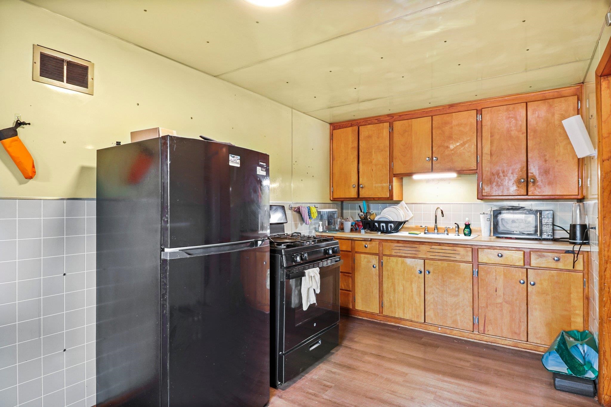 430 North Oak Street Madison, WI 53704 - Photo 6 of 25