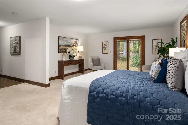 $1,000,000 | 110 Amanda Drive, Matthews, NC 28104