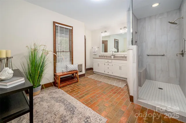 $1,000,000 | 110 Amanda Drive, Matthews, NC 28104