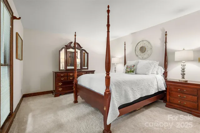 $1,000,000 | 110 Amanda Drive, Matthews, NC 28104