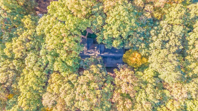 $1,000,000 | 110 Amanda Drive, Matthews, NC 28104