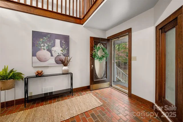 $1,000,000 | 110 Amanda Drive, Matthews, NC 28104