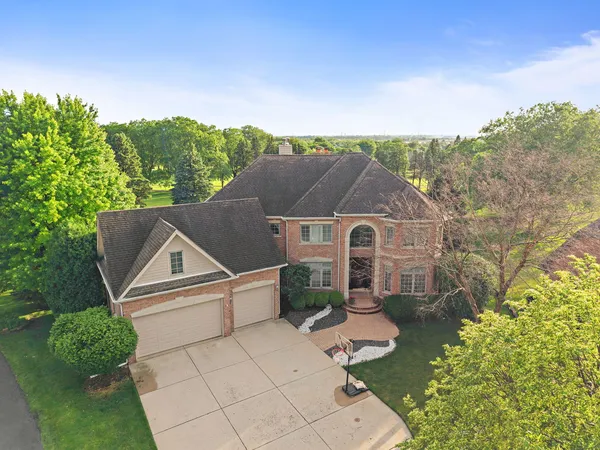$1,100,000 | 632 Philip Drive, Bartlett, IL 60103