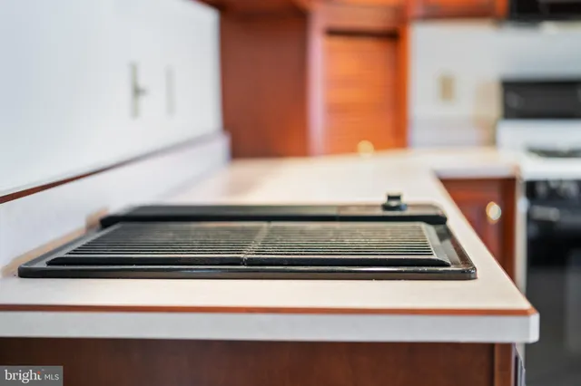 a view of an empty room with window