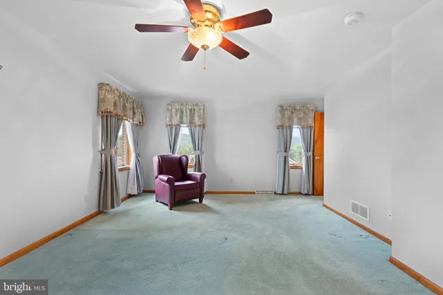 $325,000 | 5418 5th Avenue, Altoona, PA 16602