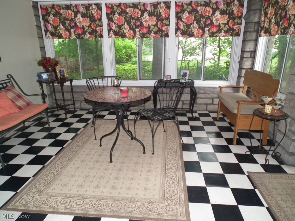2837 Lee Road Cleveland, OH 44120 - Photo 10 of 10 Gallery Image 10