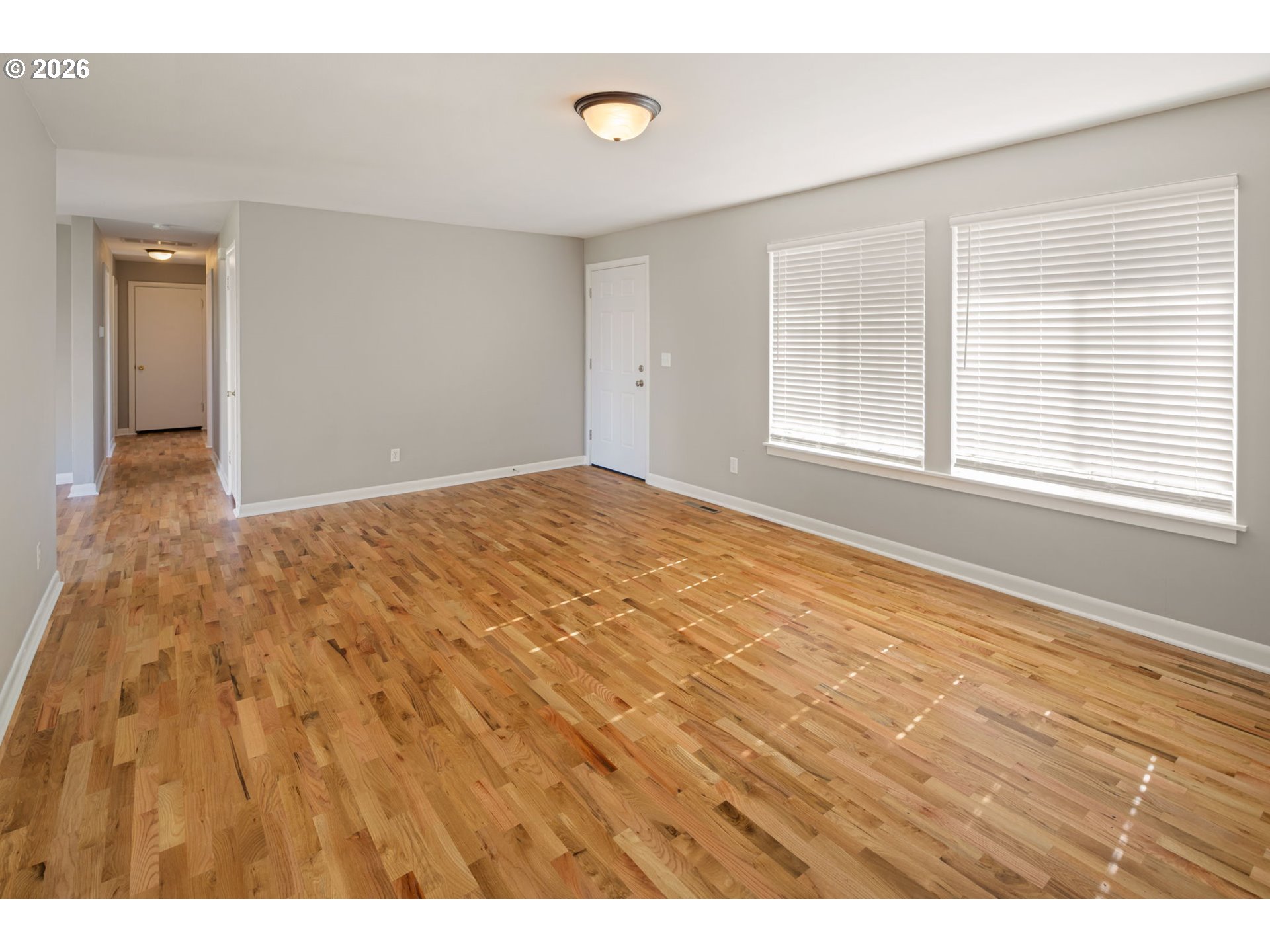 3735 Harlow Road Eugene, OR 97401 - Photo 10 of 41 Living Room