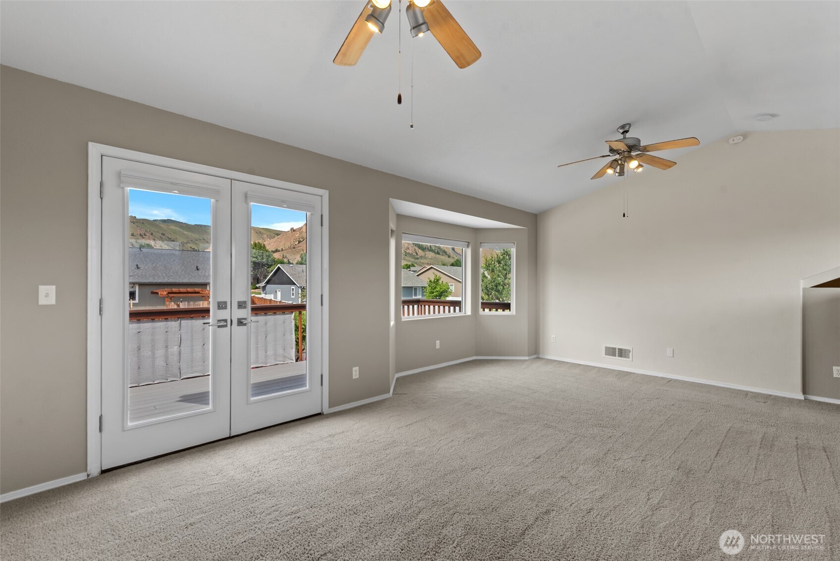 1516 Rex Road Wenatchee, WA 98801 - Photo 16 of 32