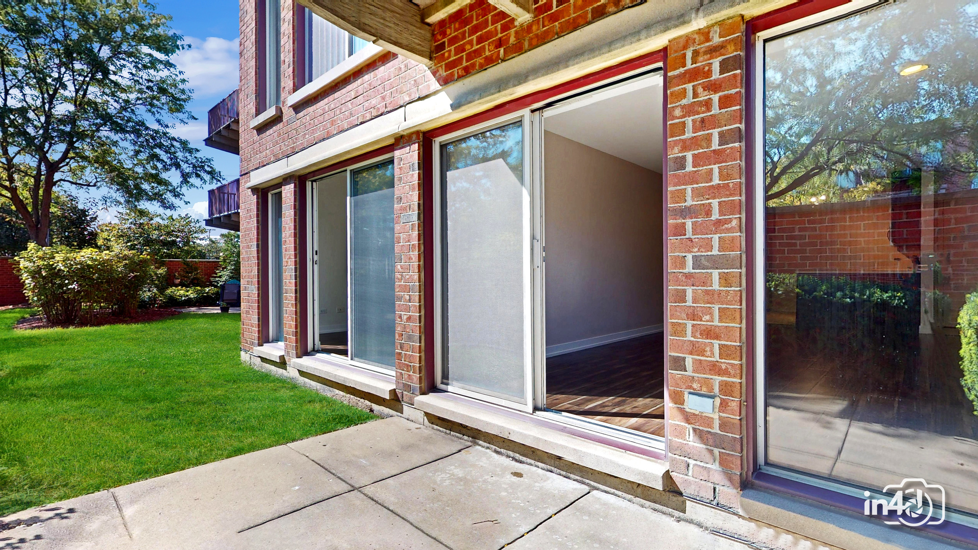 411 Kelburn Road, Unit 121 Deerfield, IL 60015 - Photo 17 of 31 Gallery Image 17